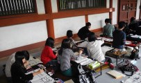 大仏書道大会 ～書くことは楽しいin奈良～